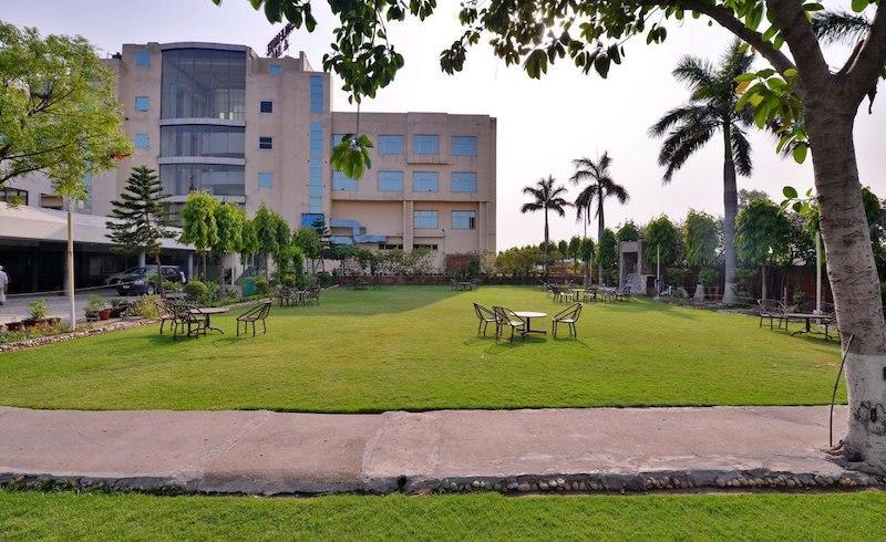 Eagle Motel Rajpura Экстерьер фото